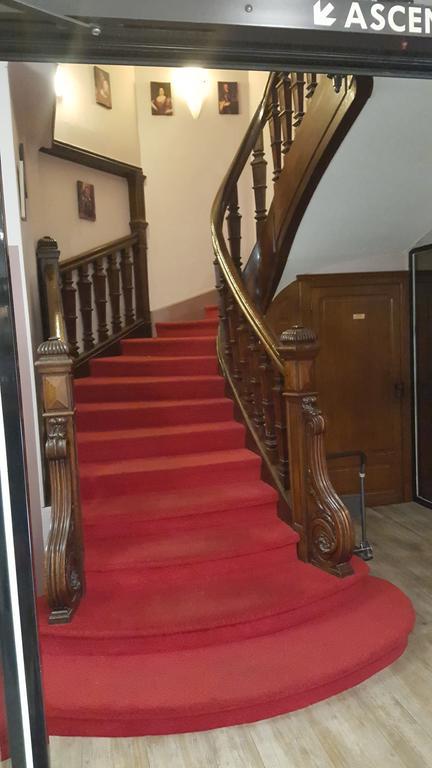 Logis Hotel Des Bourbons Montluçon Eksteriør bilde