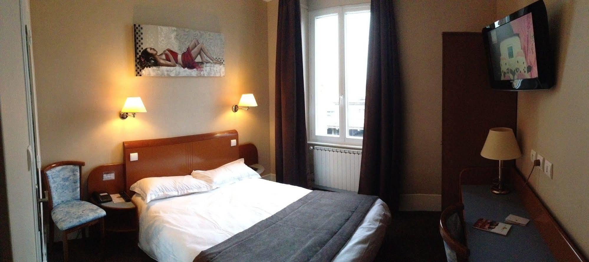 Logis Hotel Des Bourbons Montluçon Eksteriør bilde